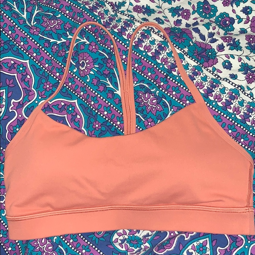 Lulu lemon Flo y Bra